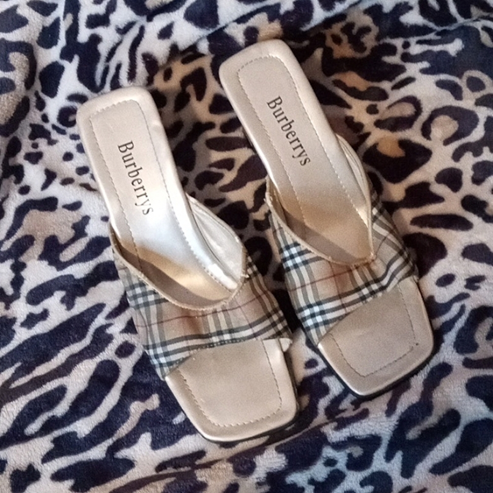 Burberry sandals
